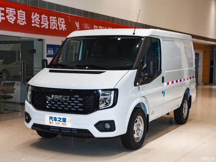 江铃汽车 江铃福顺 2022款 2.0T 手动厢式运输车短轴低顶3座